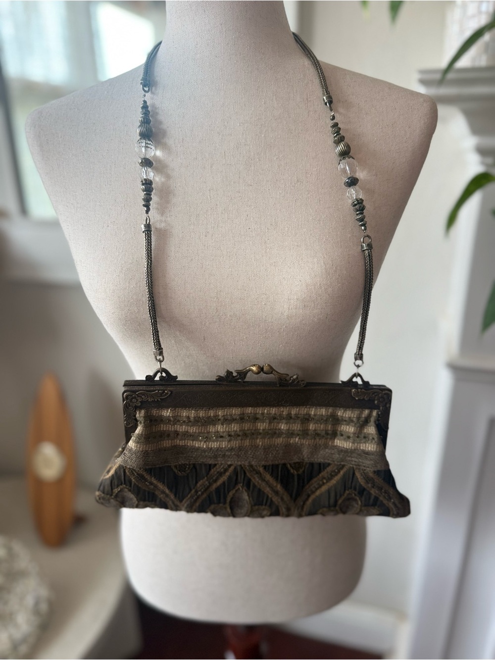 Vintage-Inspired Metallic Beaded Crossbody Clutch - Bronze/Gold